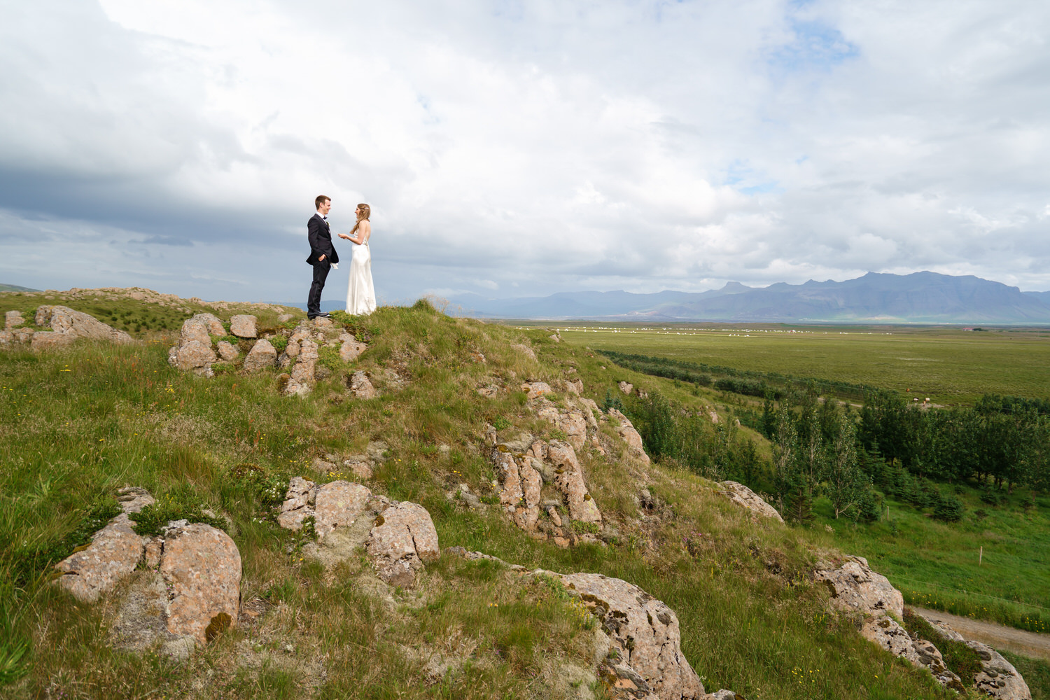 Iceland elopement - Iceland elopement photographer Nicole Chan